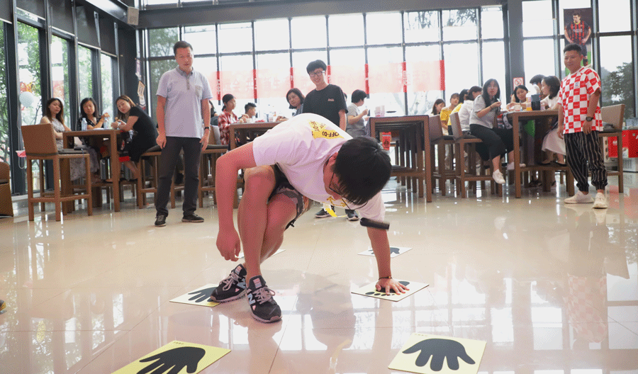 “喜迎軍運盛會，共享美好生活” 武漢體育中心開展“七夕”主題活動(圖5)