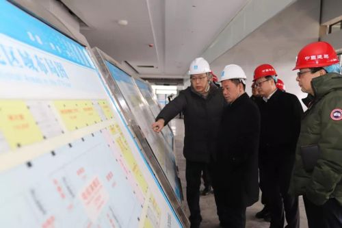 市委常委、宣傳部長張世華調(diào)研軍運(yùn)會主媒體中心(圖2)