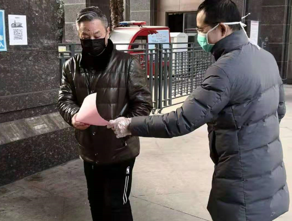 今天，我們繼續(xù)奮戰(zhàn)在“戰(zhàn)疫”一線(圖4)